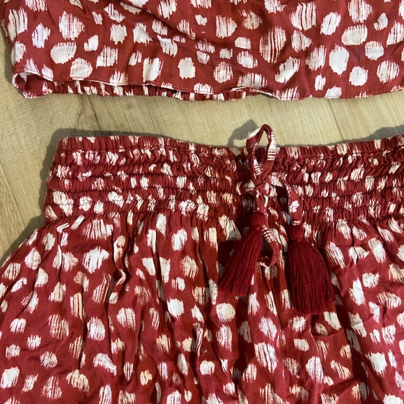 Tiare Hawaii Top + Skirt Set - Picture 6 of 9